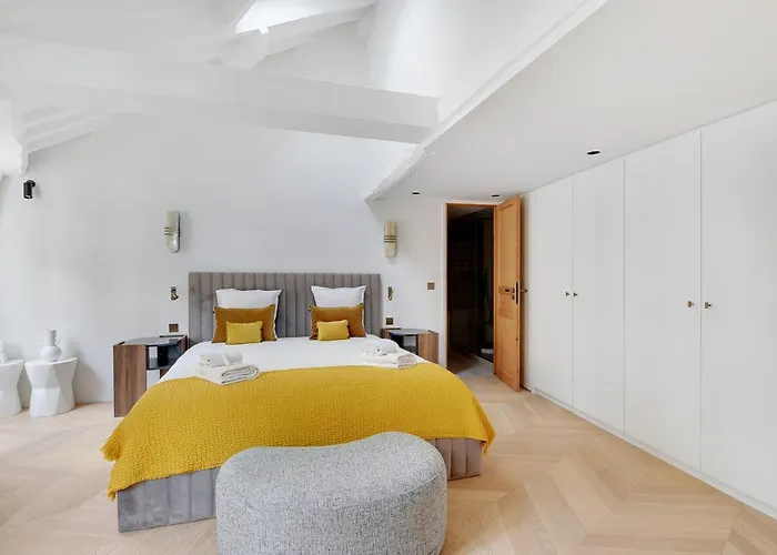 Pick A Flat\'S Apartement In Saint-Germain-Des-Pres - Rue De Seine